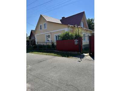 Продам 4-к дім Броварський, Рожівка, Шпильова, 5а. 