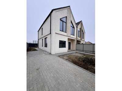 Продам 5-к дім Фастівський, Новосілки, Молодіжна, 24в. 